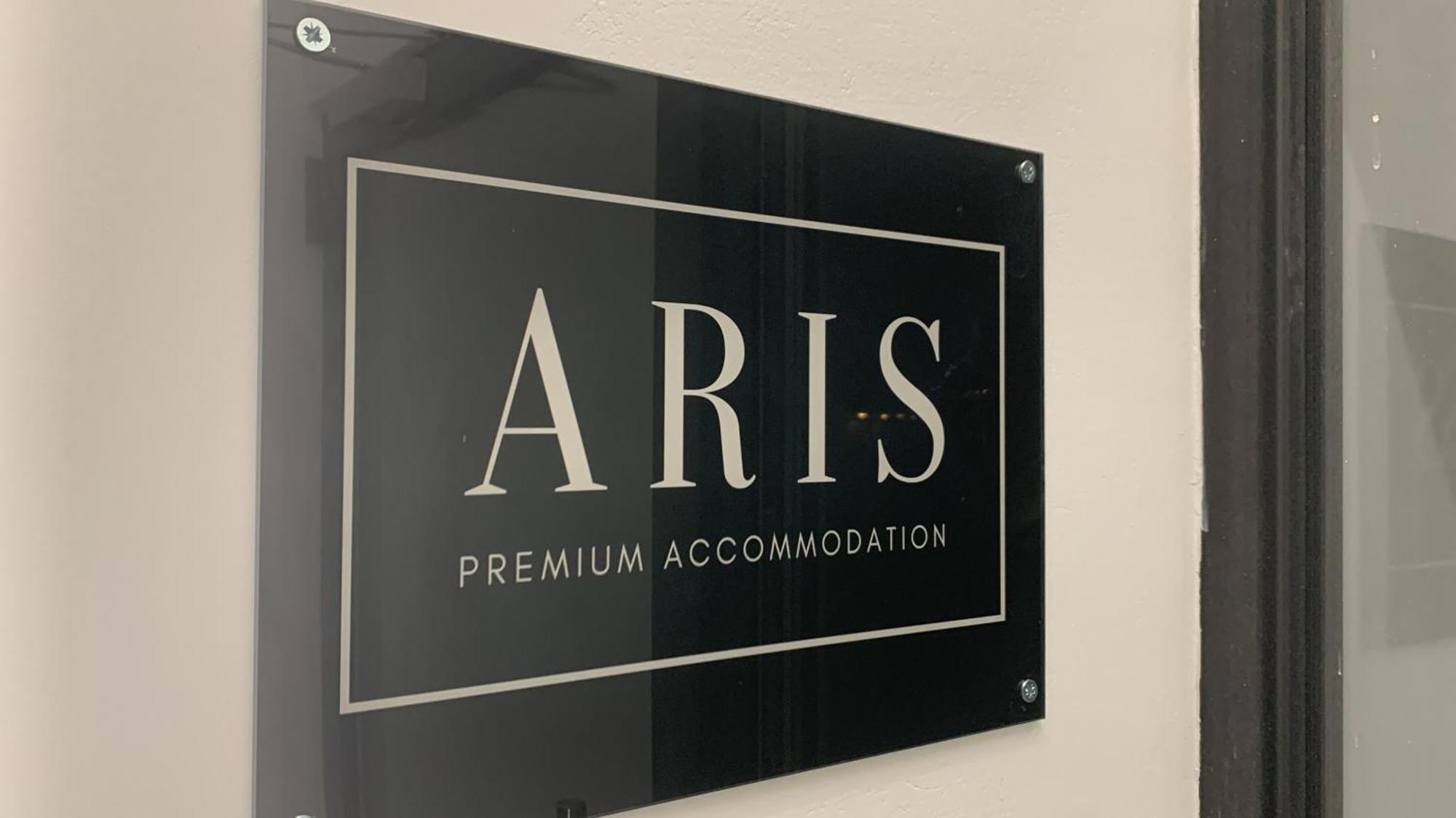 Aris Premium Accommodations Athen Exterior foto